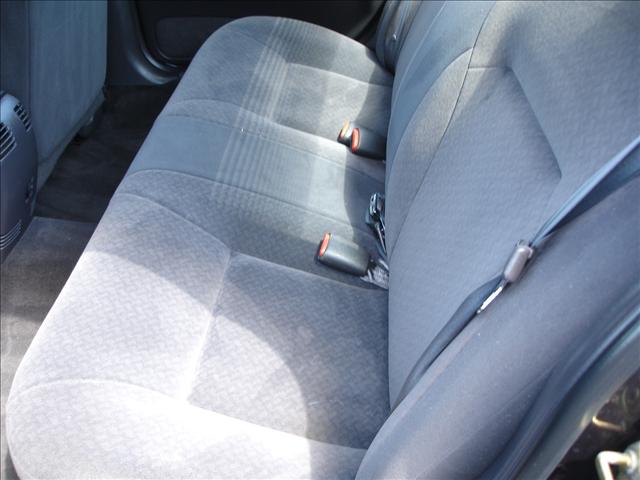 Dodge Intrepid 2000 photo 3