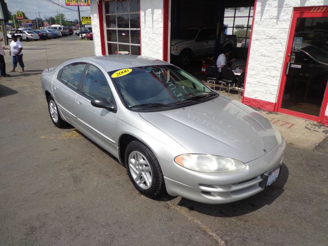 Dodge Intrepid 2000 photo 1