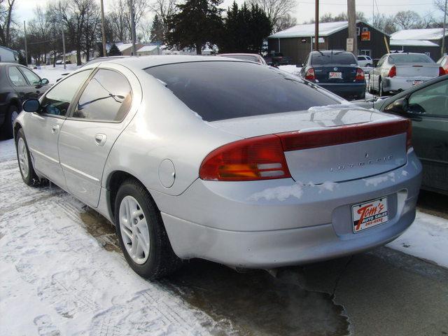 Dodge Intrepid 2000 photo 3