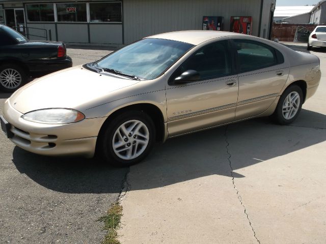 Dodge Intrepid 2000 photo 2