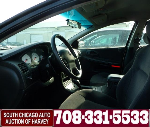 Dodge Intrepid 2000 photo 2