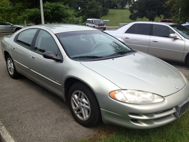 Dodge Intrepid 2000 photo 2