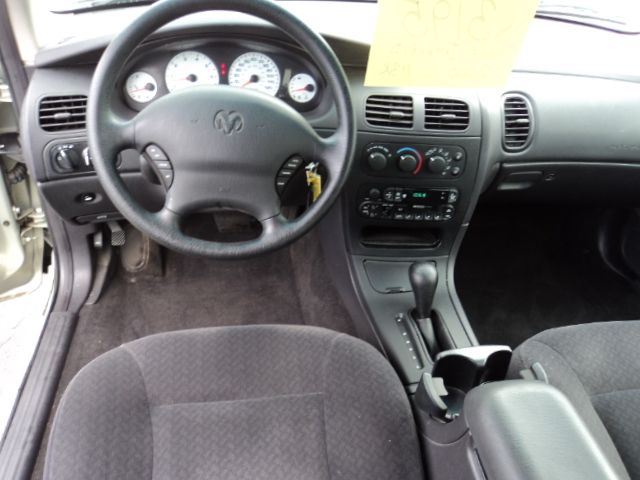 Dodge Intrepid 2000 photo 12
