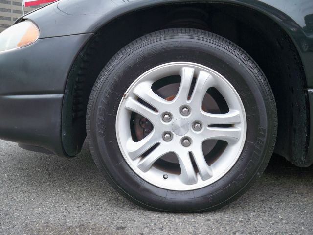 Dodge Intrepid 2000 photo 2