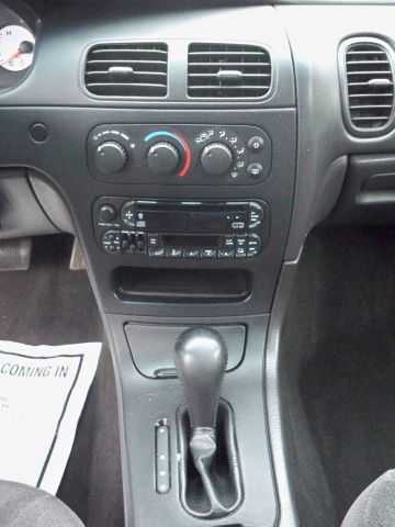 Dodge Intrepid 2000 photo 24