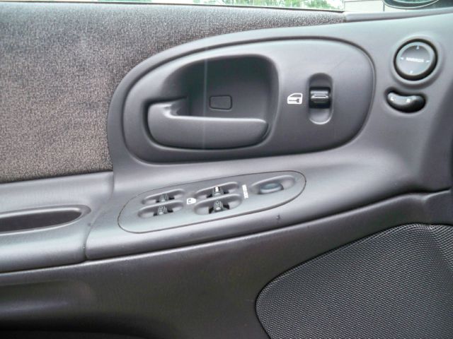 Dodge Intrepid 2000 photo 5