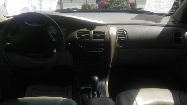 Dodge Intrepid 2000 photo 2