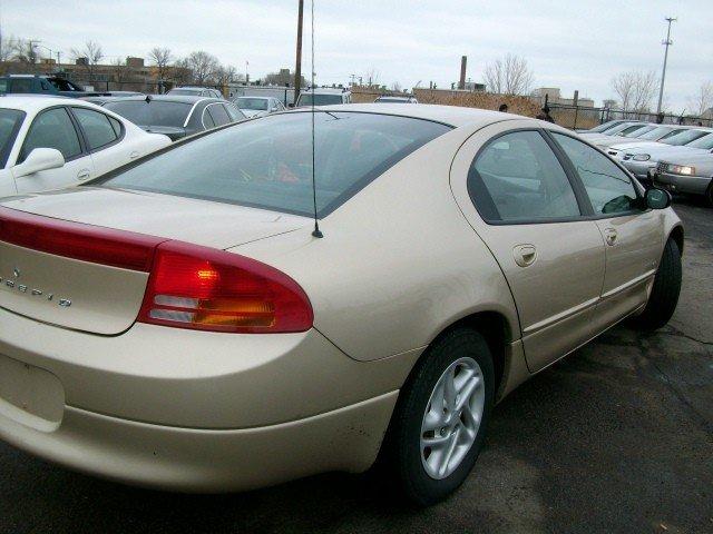 Dodge Intrepid 2000 photo 1