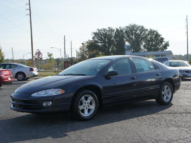 Dodge Intrepid 2002 photo 2