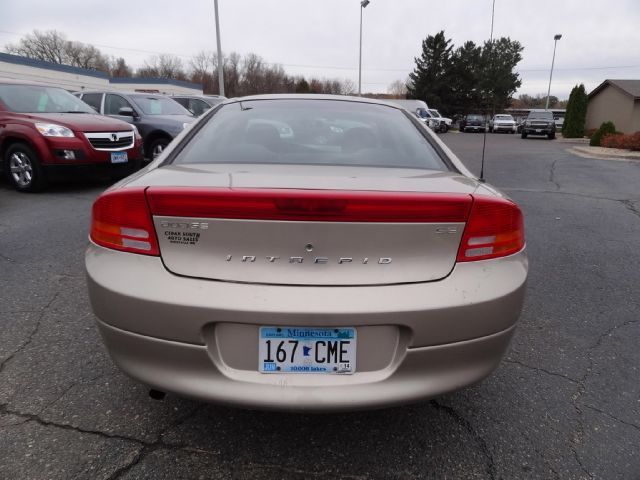 Dodge Intrepid 2002 photo 2