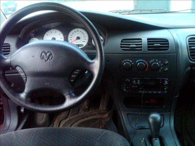 Dodge Intrepid 2002 photo 3