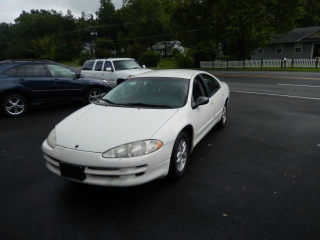 Dodge Intrepid 2002 photo 2