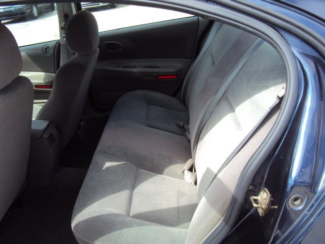 Dodge Intrepid 2003 photo 4