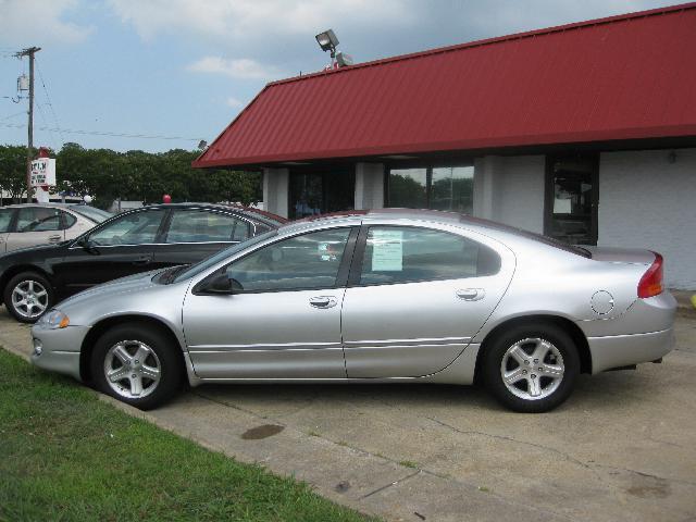 Dodge Intrepid 2003 photo 1