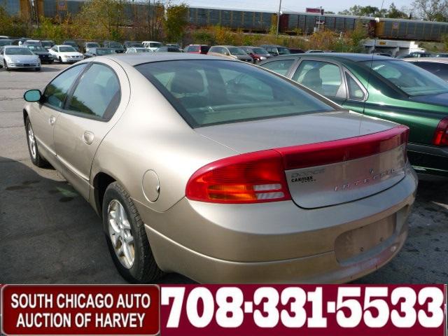 Dodge Intrepid 2003 photo 1