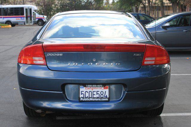 Dodge Intrepid 2003 photo 2