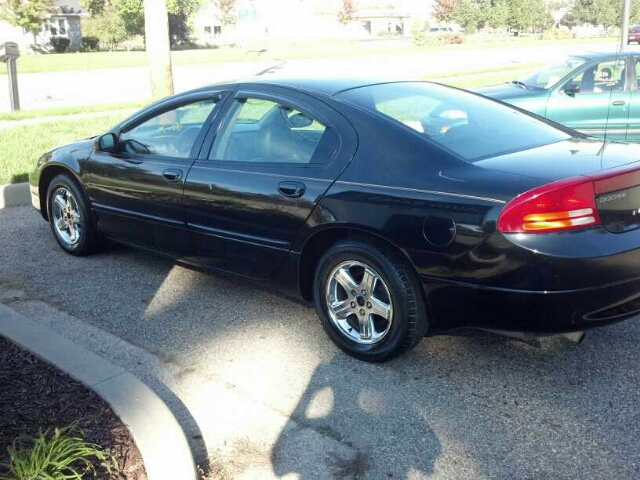 Dodge Intrepid 2003 photo 2