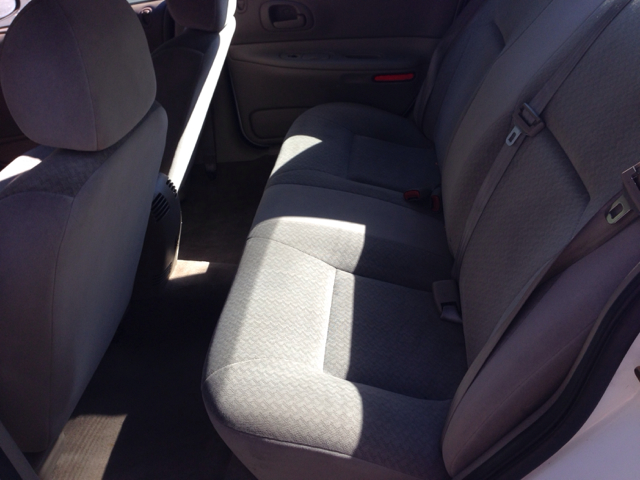 Dodge Intrepid 2003 photo 2