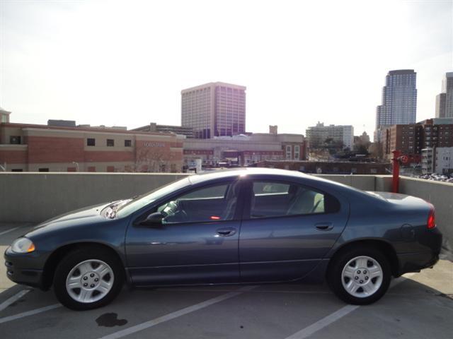 Dodge Intrepid 2003 photo 2