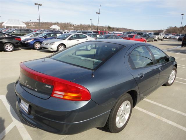 Dodge Intrepid 2003 photo 5
