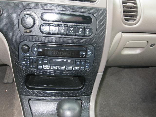 Dodge Intrepid 2003 photo 4