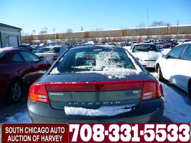 Dodge Intrepid 2003 photo 1