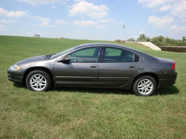 Dodge Intrepid 2003 photo 1