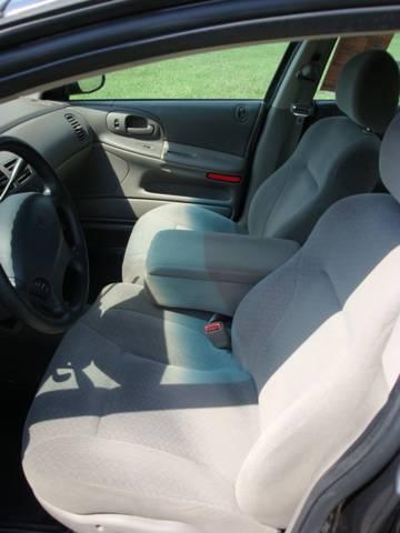 Dodge Intrepid 2003 photo 2