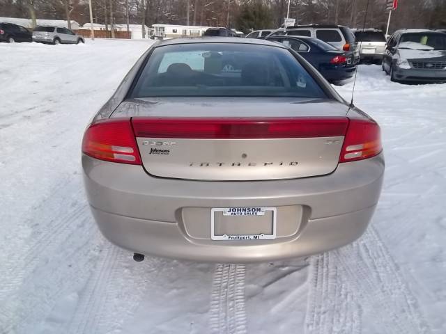 Dodge Intrepid 2003 photo 2