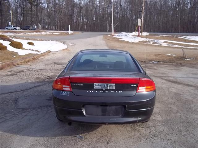 Dodge Intrepid 2003 photo 2