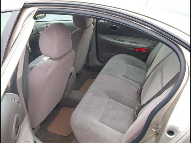 Dodge Intrepid 2003 photo 4