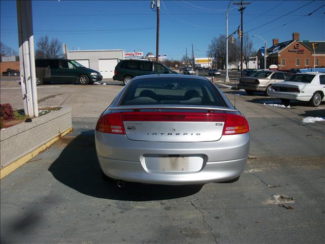 Dodge Intrepid 2003 photo 2