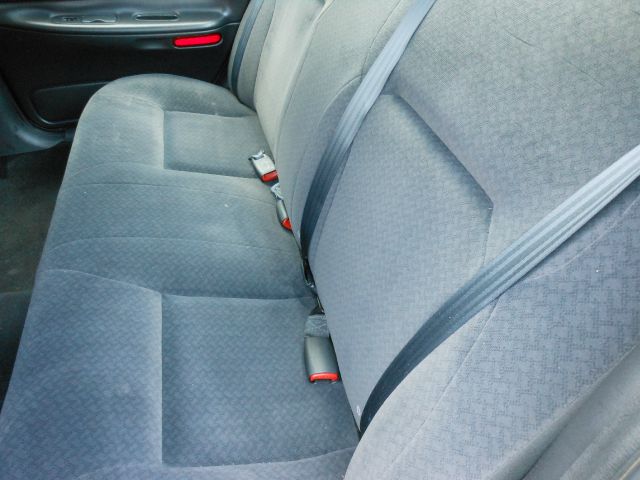 Dodge Intrepid 2004 photo 3