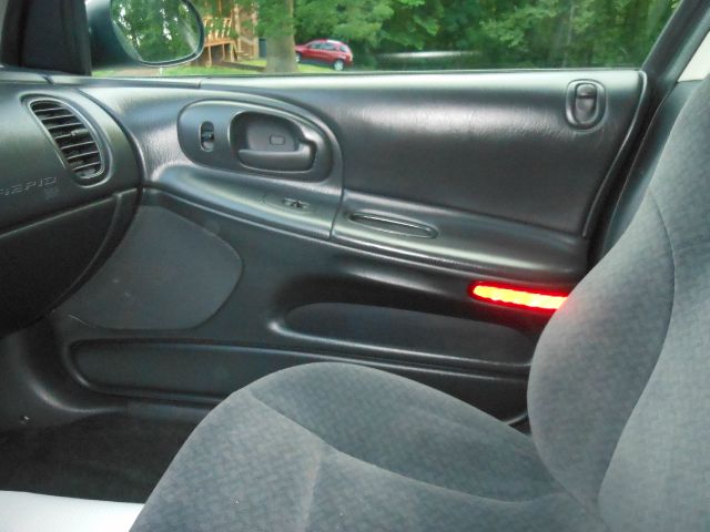 Dodge Intrepid 2004 photo 9