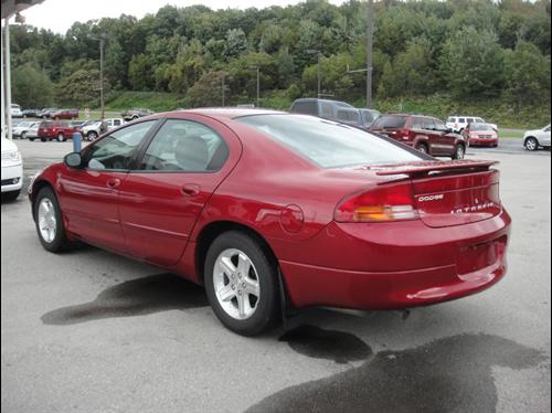 Dodge Intrepid 2004 photo 4
