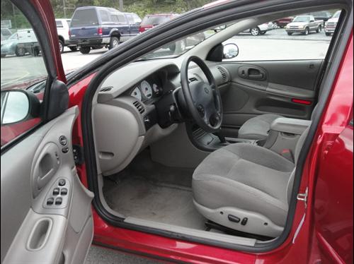 Dodge Intrepid 2004 photo 5