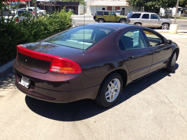 Dodge Intrepid 2004 photo 1