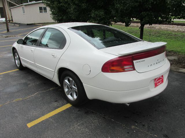 Dodge Intrepid 2004 photo 3