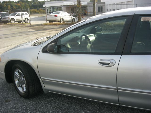 Dodge Intrepid 2004 photo 3