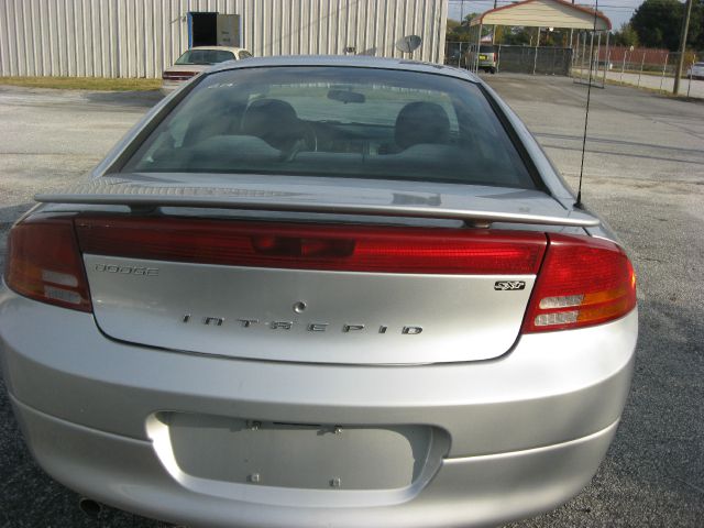 Dodge Intrepid 2004 photo 4