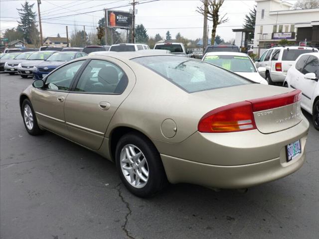 Dodge Intrepid 2004 photo 3