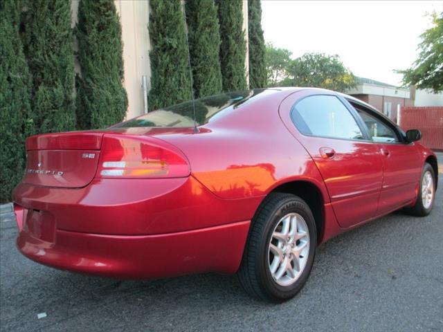 Dodge Intrepid 2004 photo 4