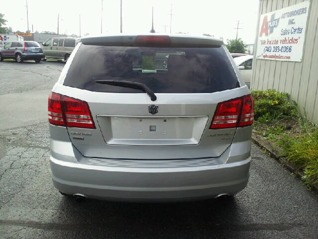 Dodge Journey 2009 photo 2