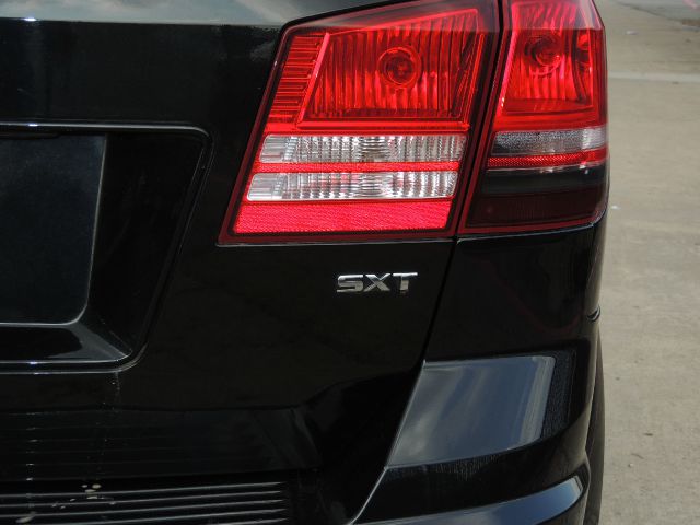 Dodge Journey 2009 photo 24