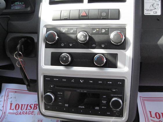 Dodge Journey 2009 photo 2