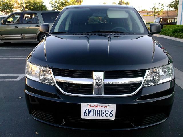Dodge Journey 2010 photo 4