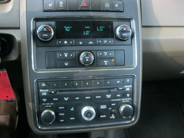 Dodge Journey 2010 photo 1