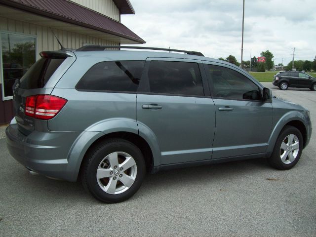 Dodge Journey 2010 photo 10