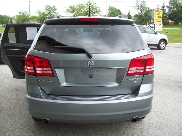Dodge Journey 2010 photo 11