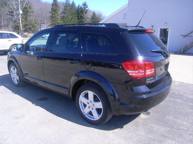 Dodge Journey 2010 photo 1